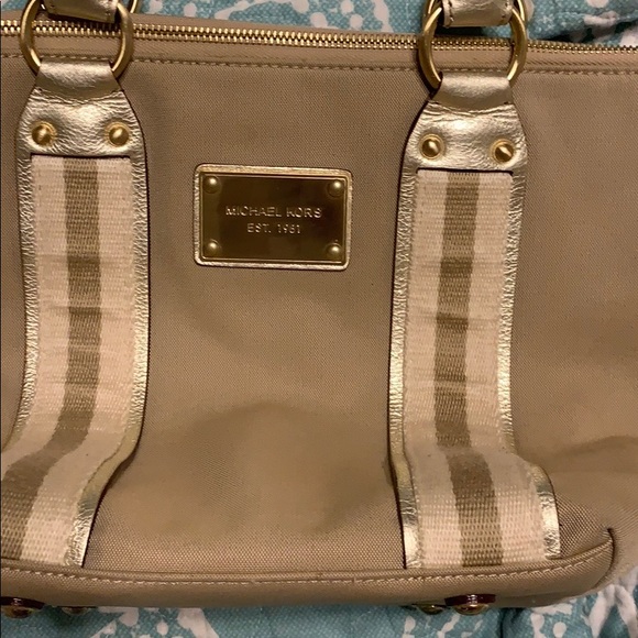 gold/tan Michael Kors tote bag - Picture 3 of 5